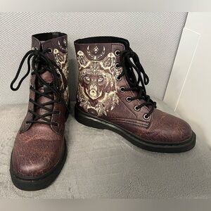 Combat boots Bohemian Wolf. Lace-up, vegan leather, stitched. Brown. Size 8